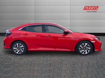 Used Honda Civic 2018 for sale - 75367734: Photo