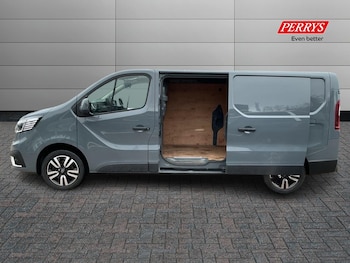 Used Renault Trafic 2023 for sale - 77271699: Photo