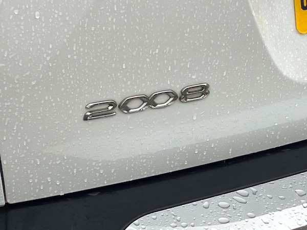 Used Peugeot 2008 2021 for sale - 76128183: Photo 27