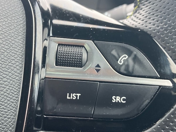 Used Peugeot 2008 2021 for sale - 76128183: Photo 47