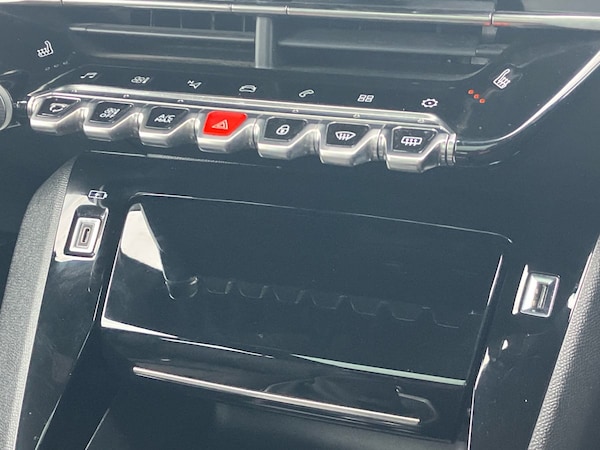 Used Peugeot 2008 2021 for sale - 76128183: Photo 59