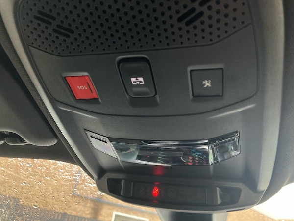 Used Peugeot 2008 2021 for sale - 76128183: Photo 64