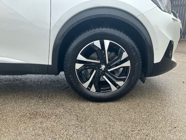 Used Peugeot 2008 2021 for sale - 76128183: Photo 8