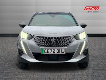 Used Peugeot 2008 2022 for sale - 76957936: Photo