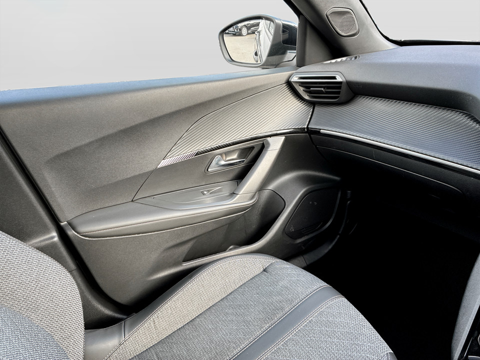 Used Peugeot 2008 2025 for sale - 77730461: Photo 39