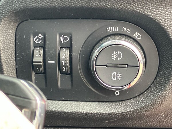 Used Vauxhall Corsa 2022 for sale - 75536306: Photo 40