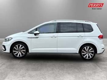 Used Volkswagen Touran 2023 for sale - 79579999: Photo