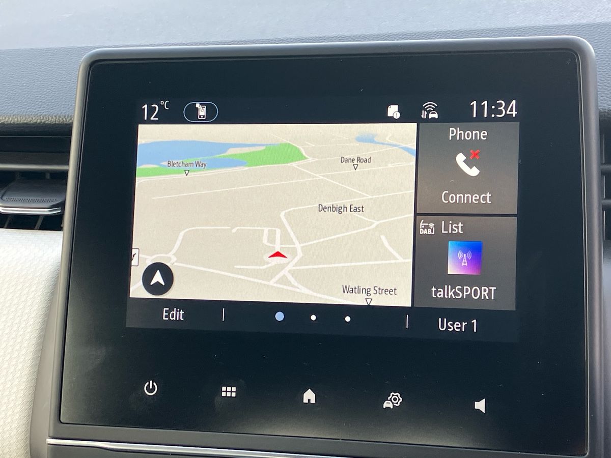 Used Renault Clio 2022 for sale - 76264060: Photo 41