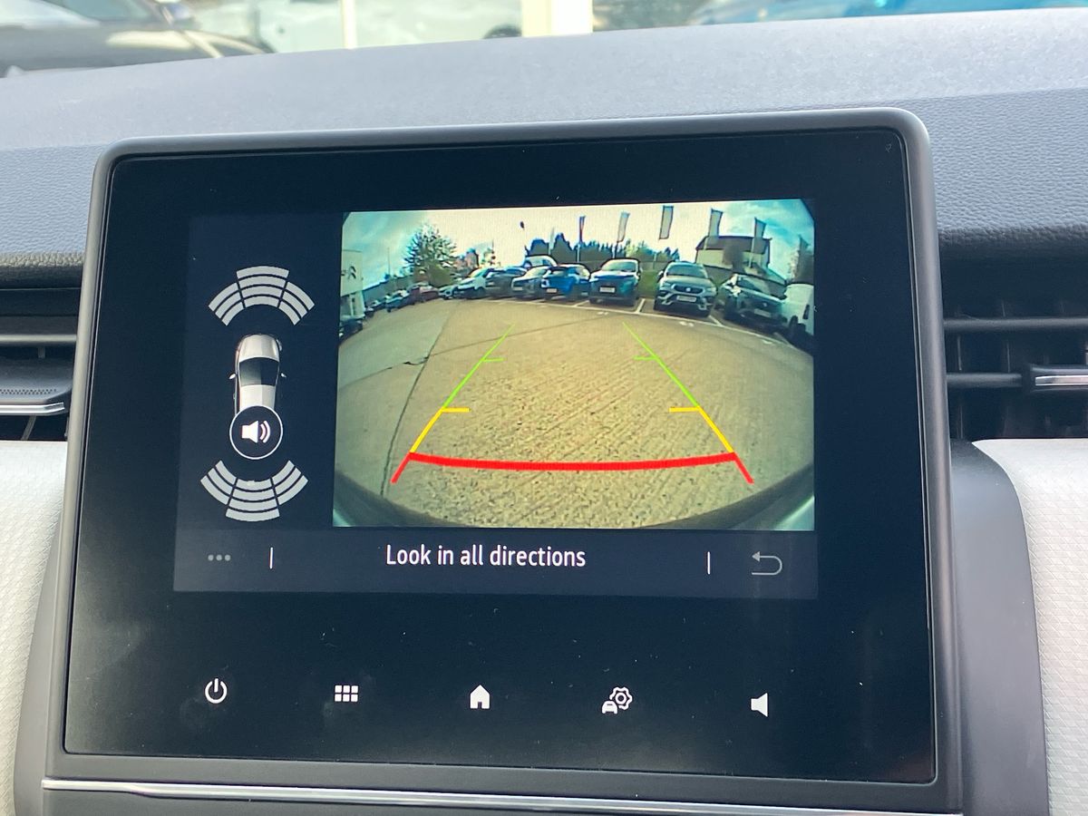 Used Renault Clio 2022 for sale - 76264060: Photo 47