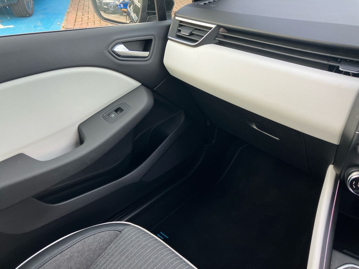 Used Renault Clio 2022 for sale - 76264060: Photo 53