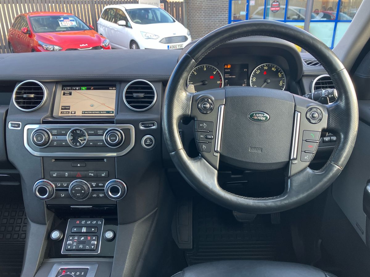 Used Land Rover Discovery 2015 for sale - 76364546: Photo 15