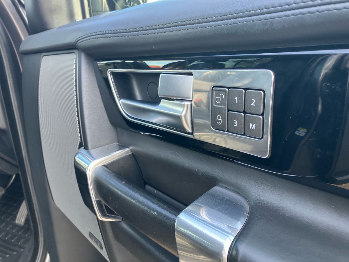 Used Land Rover Discovery 2015 for sale - 76364546: Photo 21