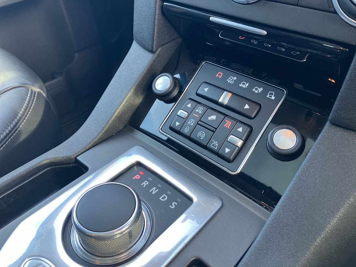 Used Land Rover Discovery 2015 for sale - 76364546: Photo 26
