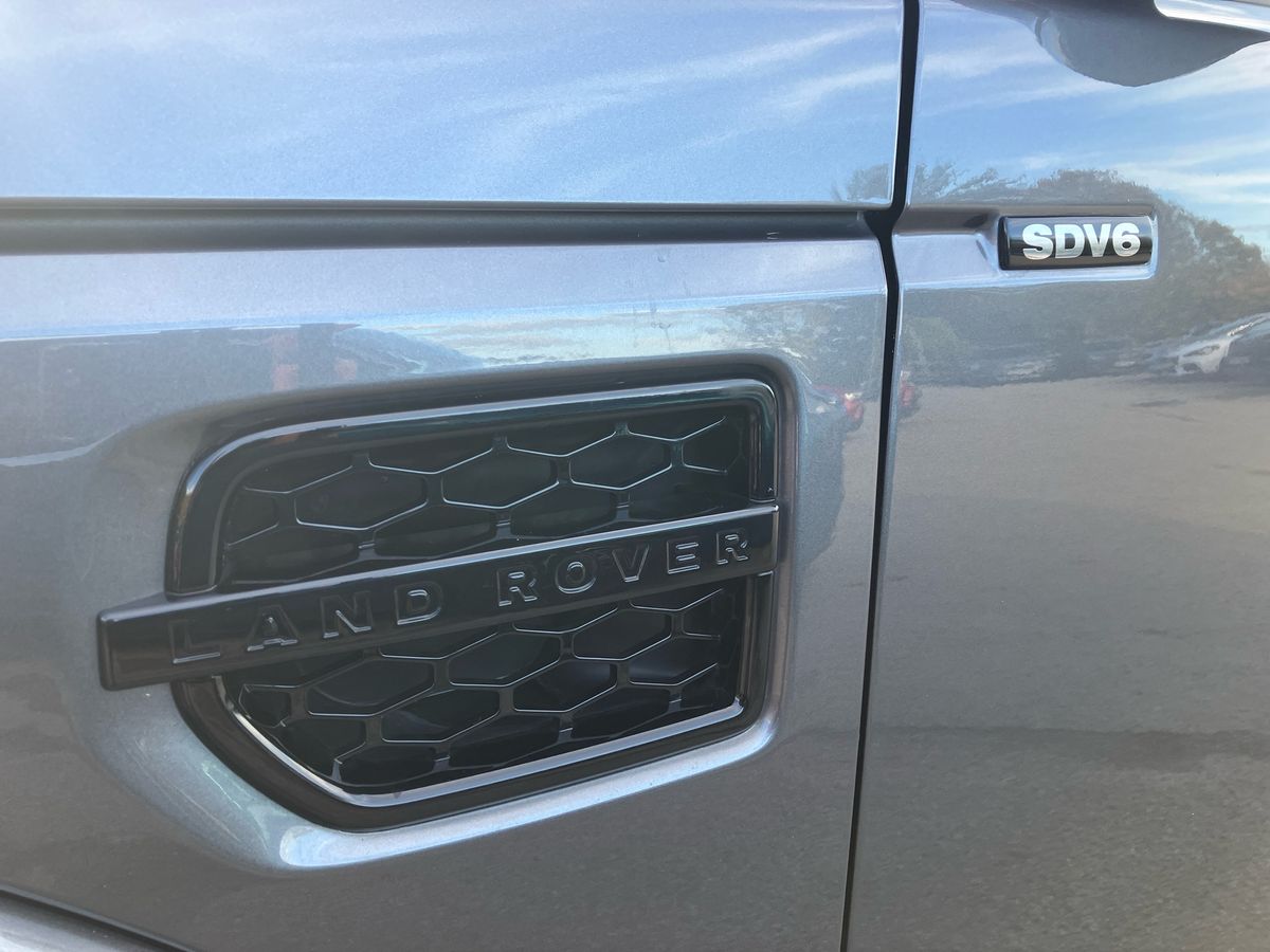 Used Land Rover Discovery 2015 for sale - 76364546: Photo 30