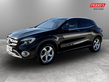 Used Mercedes-Benz GLA 2018 for sale - 77896558: Photo