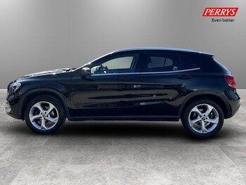 Used Mercedes-Benz GLA 2018 for sale - 77896558: Photo