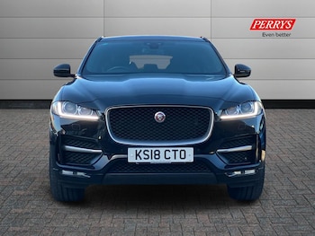 Used Jaguar F-Pace 2018 for sale - 76518203: Photo