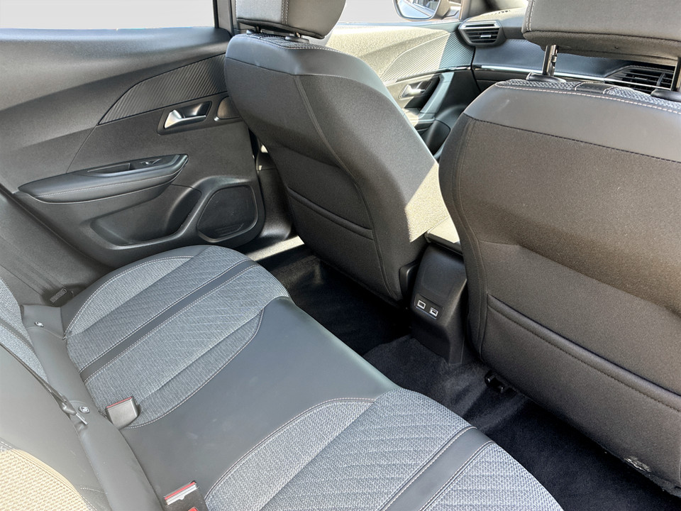 Used Peugeot 2008 2025 for sale - 77980346: Photo 14