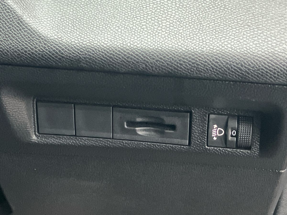 Used Peugeot 308 2022 for sale - 76919407: Photo 36