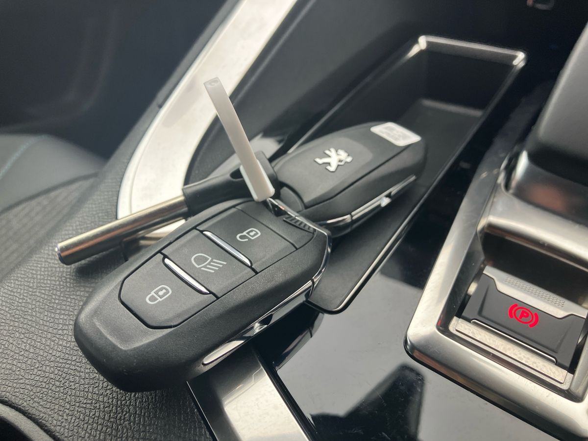 Used Peugeot 3008 2023 for sale - 76577597: Photo 60