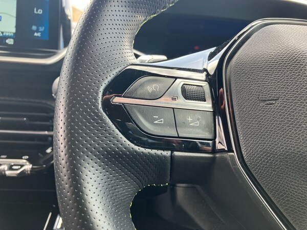 Used Peugeot 2008 2023 for sale - 75673113: Photo 19