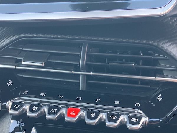 Used Peugeot 2008 2023 for sale - 75673113: Photo 59