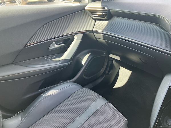 Used Peugeot 2008 2023 for sale - 75673113: Photo 63