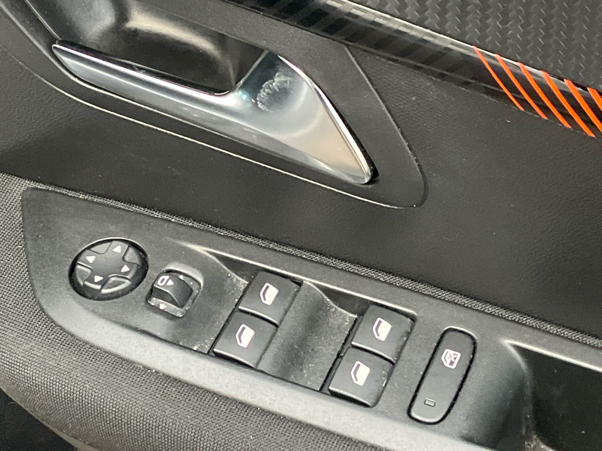 Used Peugeot 208 2023 for sale - 76491141: Photo 18