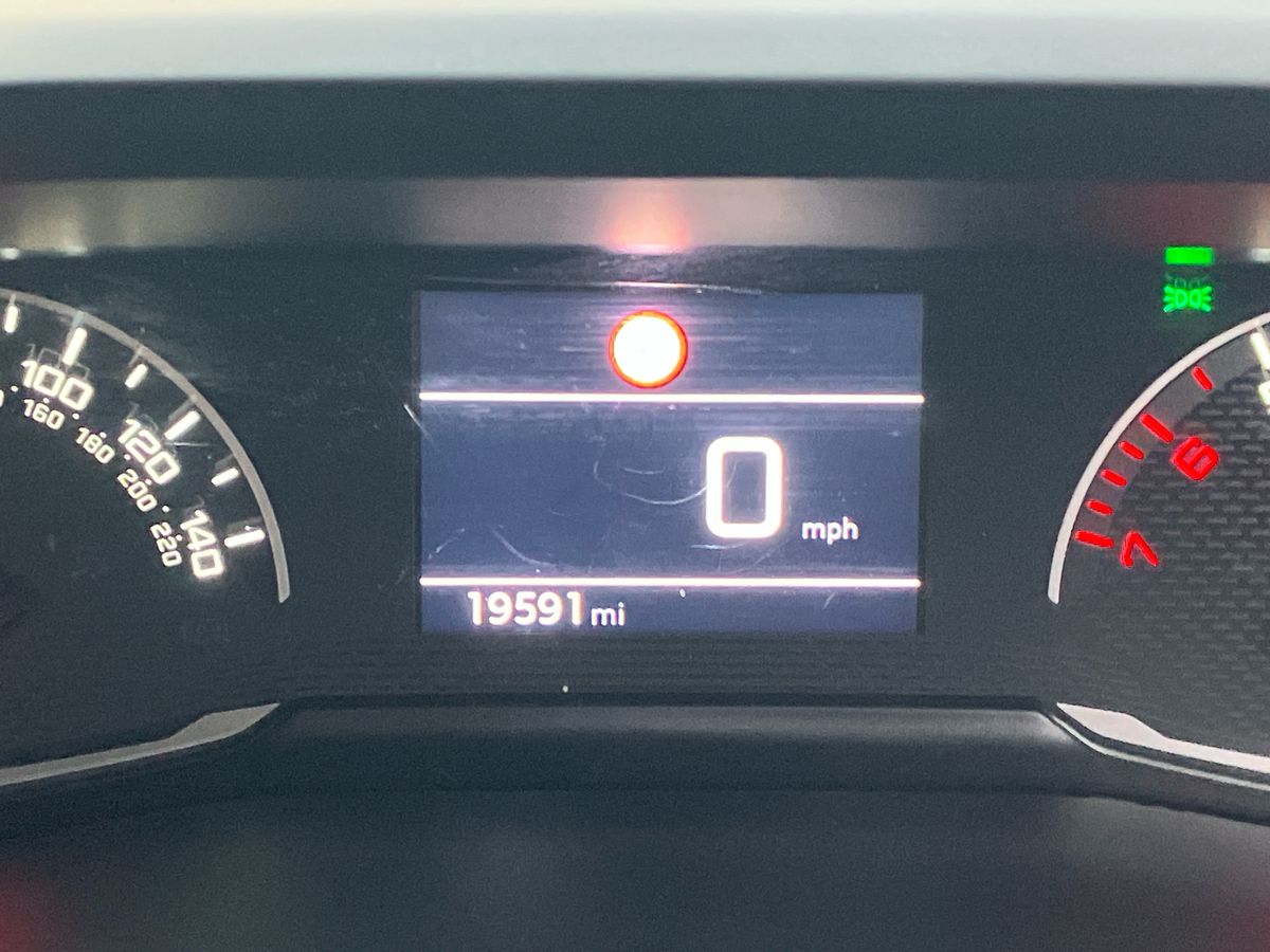 Used Peugeot 208 2023 for sale - 76491141: Photo 37