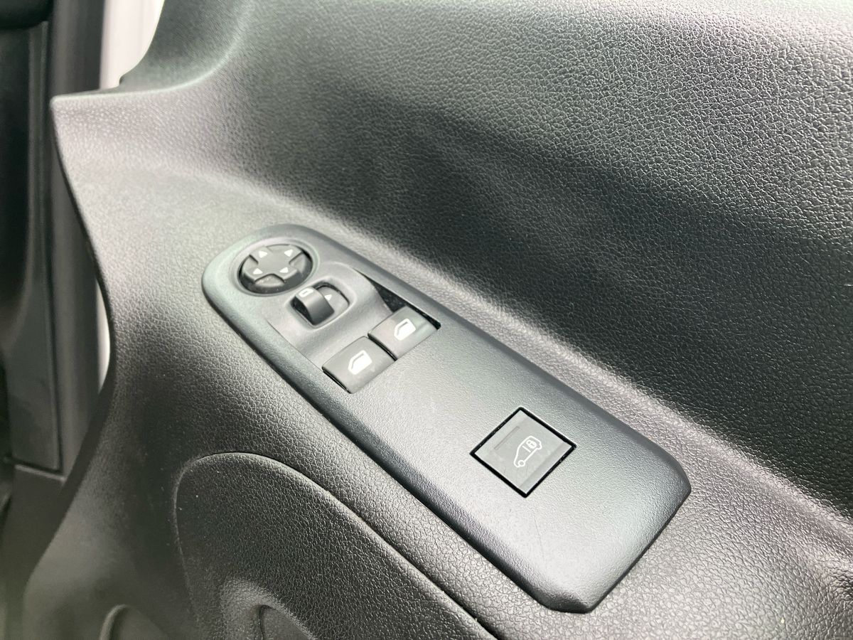 Used Peugeot Partner 2023 for sale - 75850194: Photo 17
