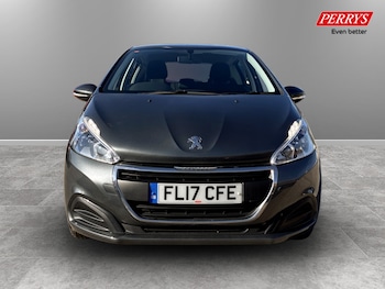 Used Peugeot 208 2017 for sale - 77688437: Photo
