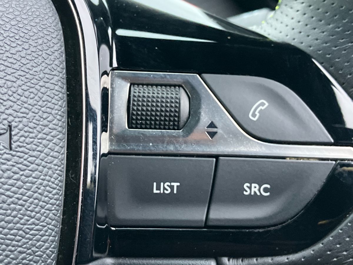 Used Peugeot 2008 2022 for sale - 76663201: Photo 40