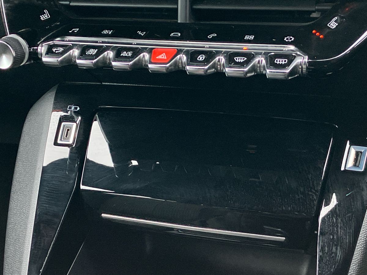 Used Peugeot 2008 2022 for sale - 76663201: Photo 53