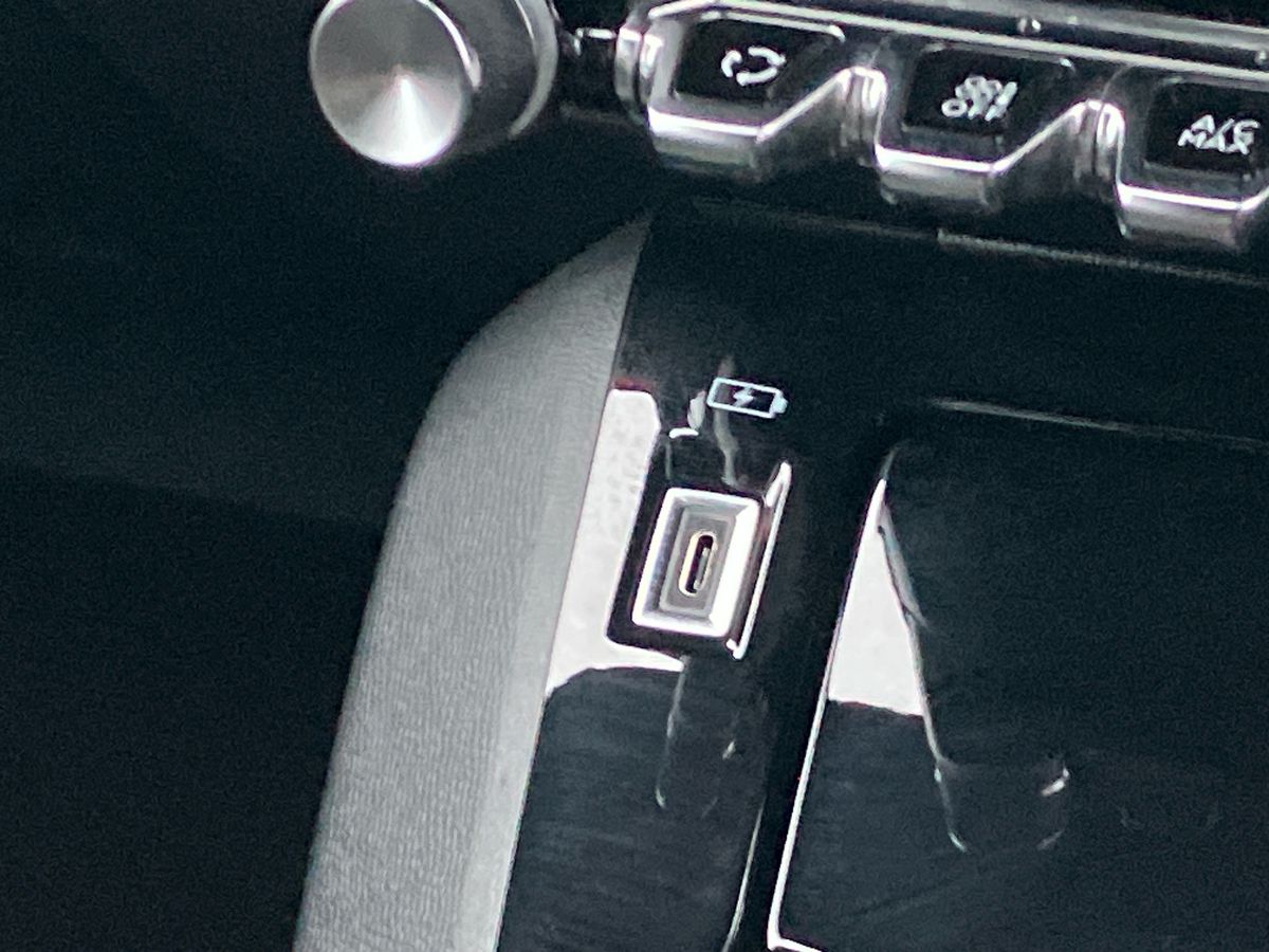 Used Peugeot 2008 2022 for sale - 76663201: Photo 54