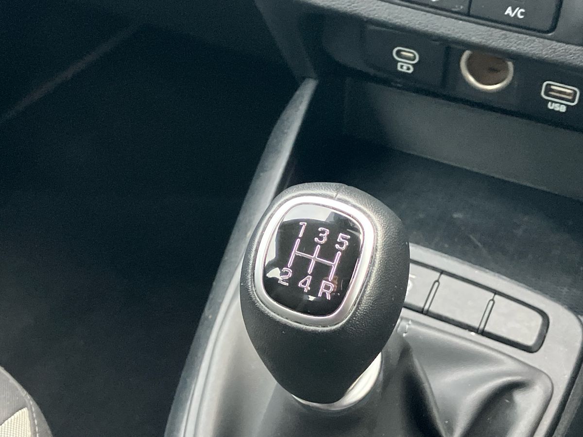 Used Hyundai i10 2024 for sale - 76958027: Photo 45