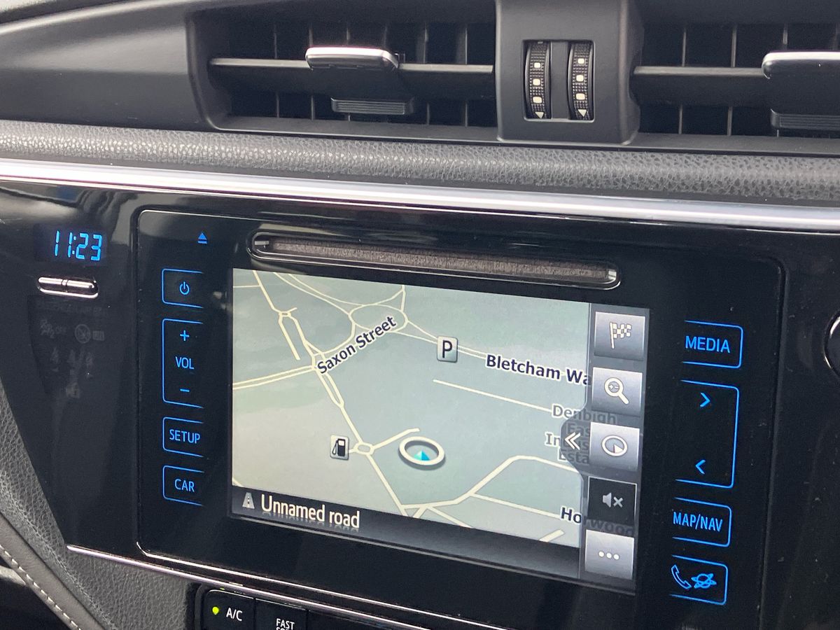 Used Toyota Auris 2018 for sale - 76577581: Photo 11