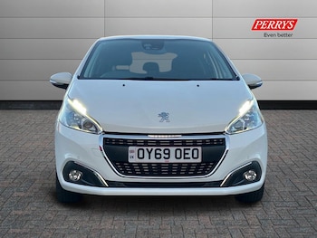 Used Peugeot 208 2019 for sale - 76518231: Photo