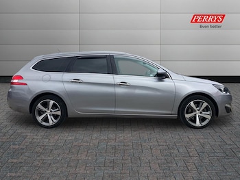 Used Peugeot 308 2016 for sale - 76518218: Photo