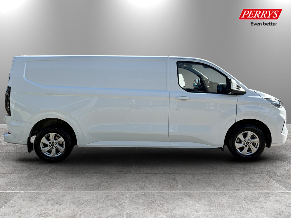 Used Ford Transit Custom 2025 for sale - 77617229: Photo 8