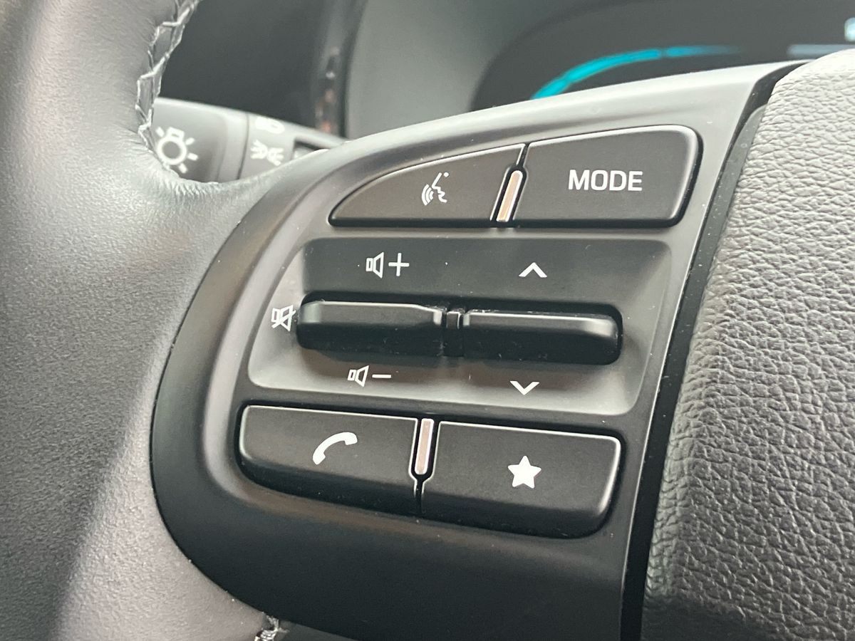 Used Hyundai i10 2023 for sale - 76192315: Photo 16