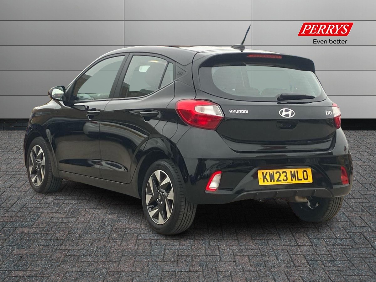 Used Hyundai i10 2023 for sale - 76192315: Photo 2