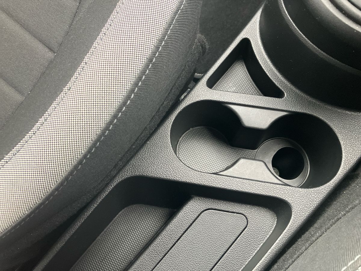 Used Hyundai i10 2023 for sale - 76192315: Photo 47