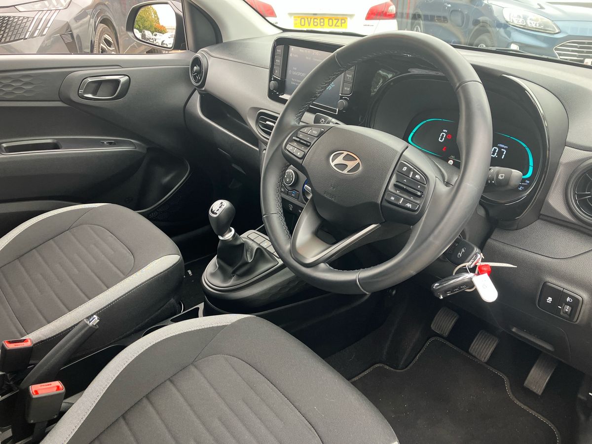 Used Hyundai i10 2023 for sale - 76192315: Photo 8