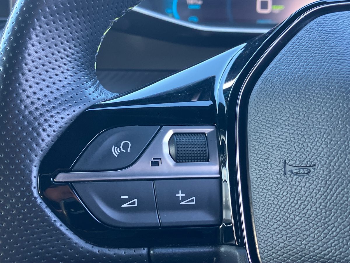 Used Peugeot 2008 2022 for sale - 77148762: Photo 16