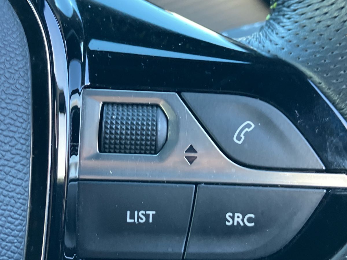 Used Peugeot 2008 2022 for sale - 77148762: Photo 40