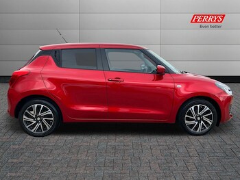 Used Suzuki Swift 2022 for sale - 76577569: Photo