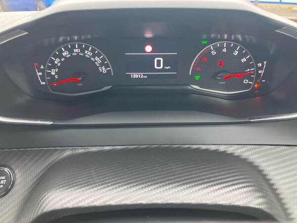 Used Peugeot 2008 2023 for sale - 76045418: Photo 16
