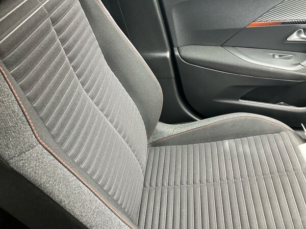 Used Peugeot 2008 2023 for sale - 76045418: Photo 52