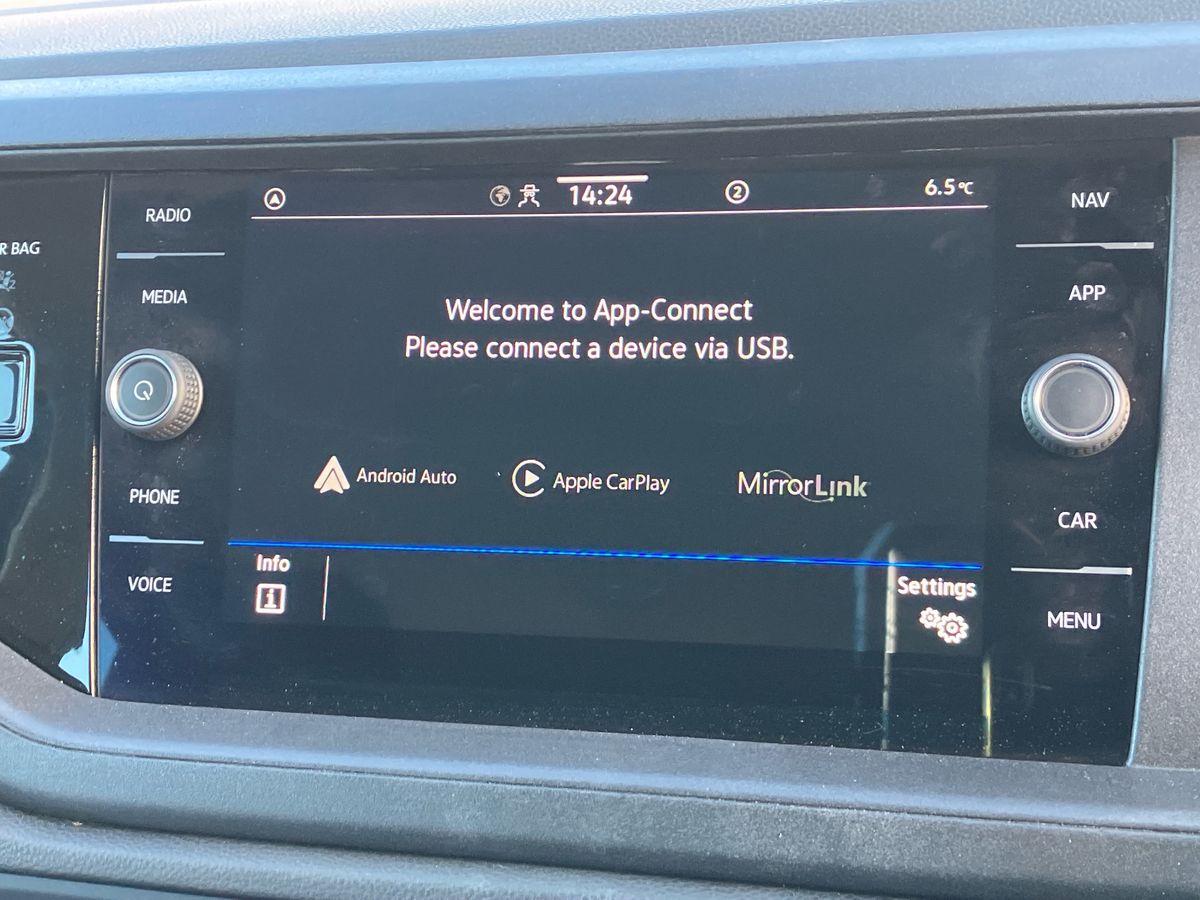 Used Volkswagen Polo 2022 for sale - 76330751: Photo 42