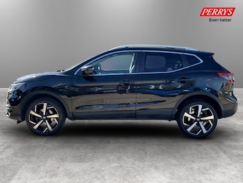 Used Nissan Qashqai 2018 for sale - 77980420: Photo